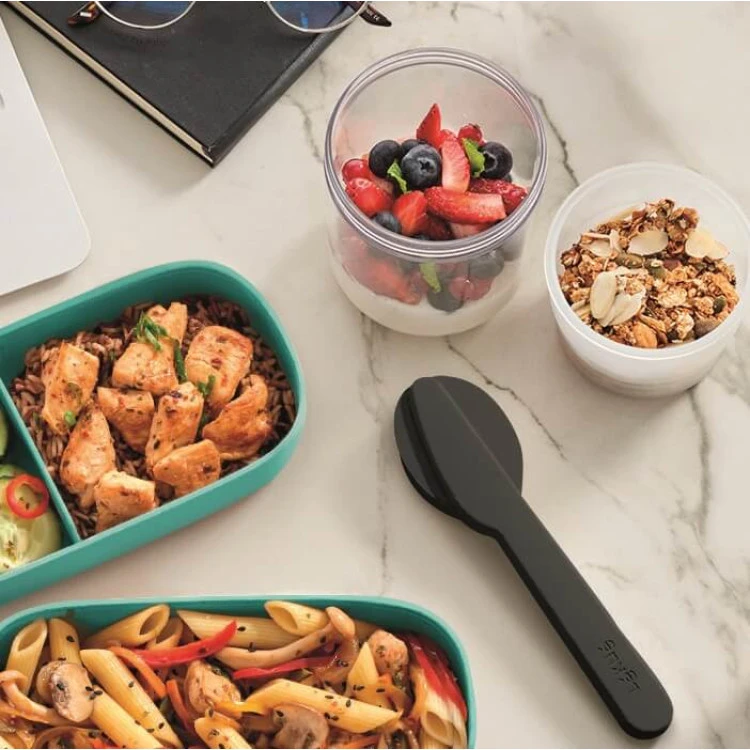 Комплект прибори за хранене Lekue On The Go 3 части с калъф за съхранение