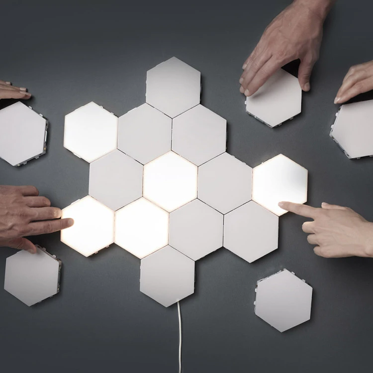 Модулен TOUCH LED панел тип „Honeycomb“