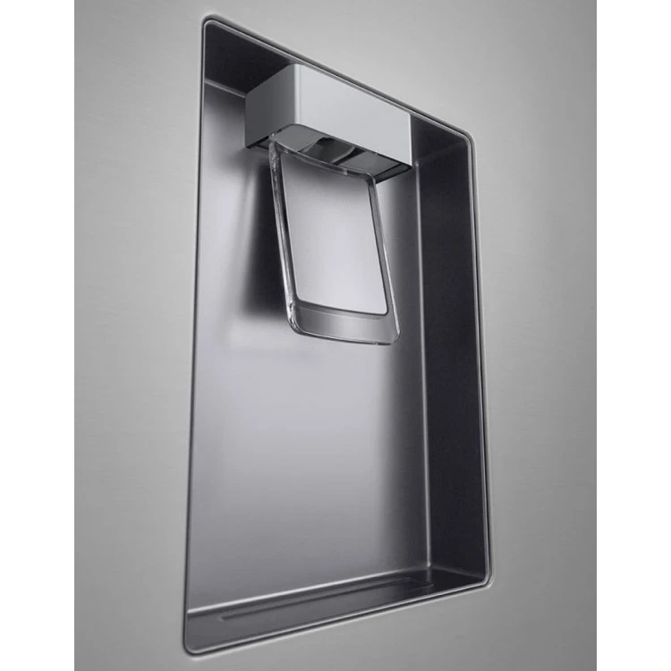 Хладилник с фризер LG GBF7272DPY