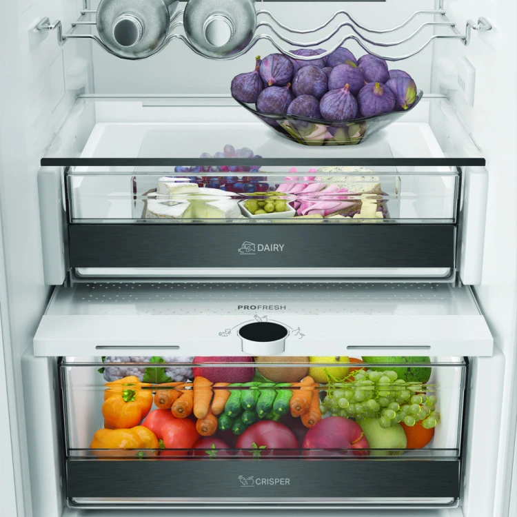 Хладилник за вграждане Whirlpool WHK2 5322 B4E