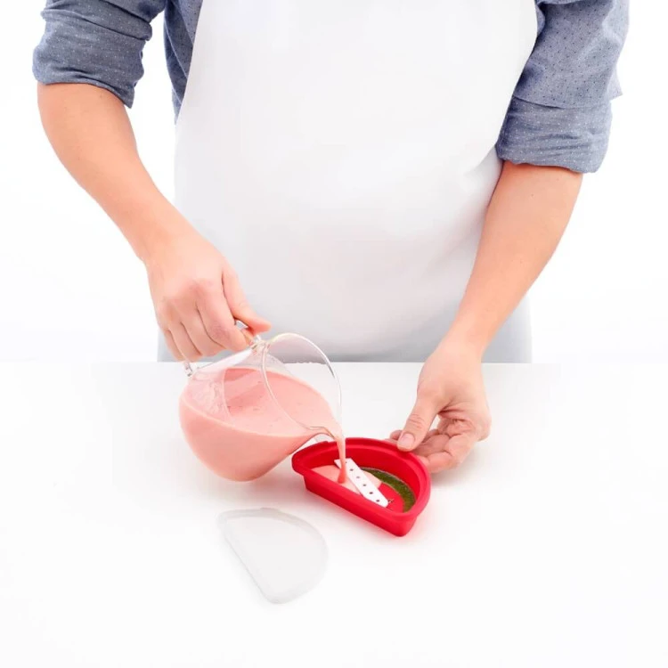 Комплект форми за сладолед на клечка Lekue 4 броя, плодове